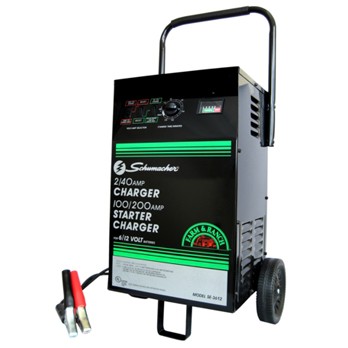 Farm & Ranch Series 200/100/40/2 Amp Manual Wheel Starter/Charger